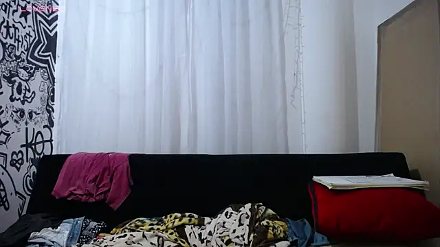 Snapshot of MarcoX_BD chatting on 10-17-25, 07:00 MarcoX BD online show from 10-17-25, 07:00