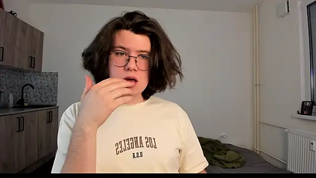 Derek Shameless online show from 02-11-26, 03:06