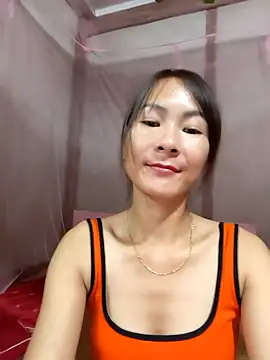 Yumyum kiw online show from 10-21-25, 12:28