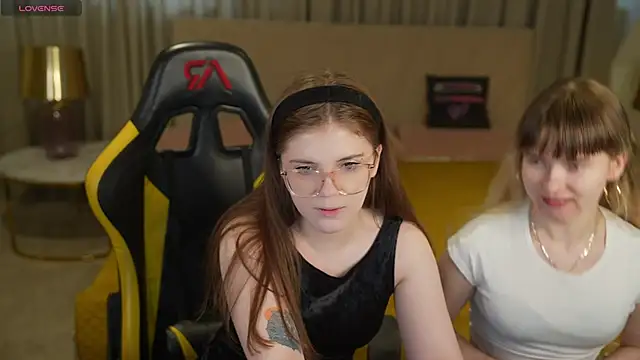 Snapshot of Ava_kiss054 chatting on 02-18-26, 11:39 Ava kiss054 online show from 02-18-26, 11:39