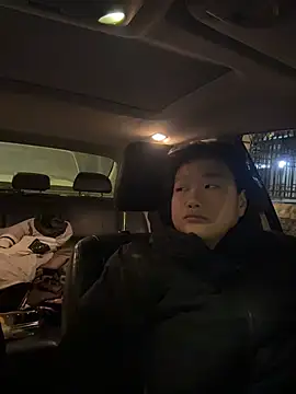 Snapshot of Fengbaby-555 chatting on 12-22-25, 10:56 Fengbaby-555 online show from 12-22-25, 10:56