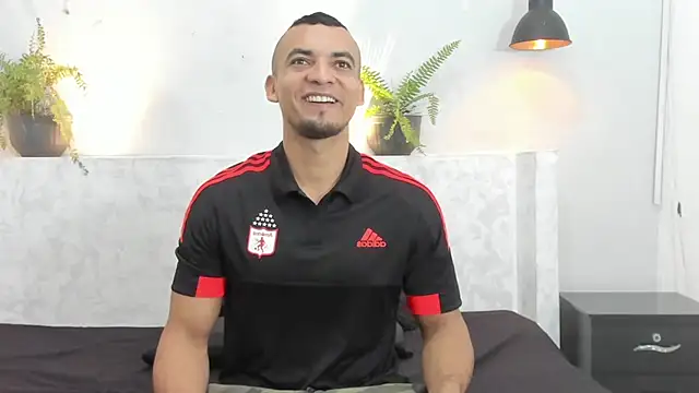 johan miller0 online show from 11-14-25, 05:06