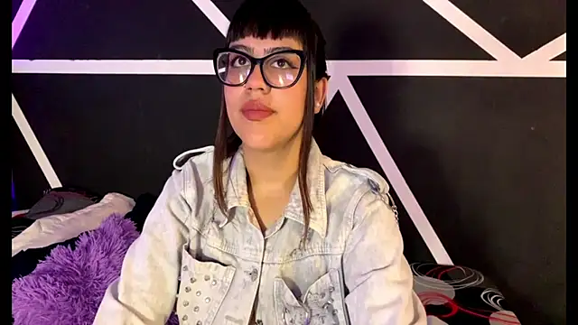 Snapshot of Melody_dreams chatting on 10-03-25, 10:29 Melody dreams online show from 10-03-25, 10:29