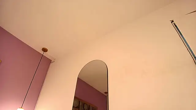 Electra Gosselin online show from 10-25-25, 01:18