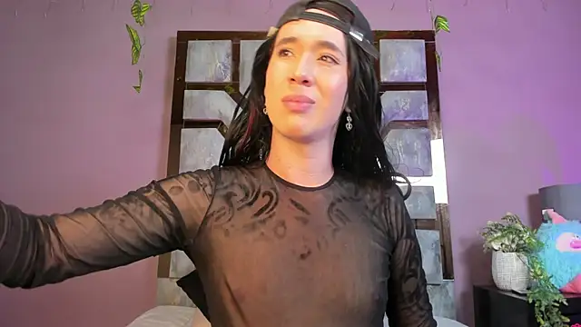 Snapshot of Electra_Gosselin chatting on 04-28-26, 01:04 Electra Gosselin online show from 04-28-26, 01:04