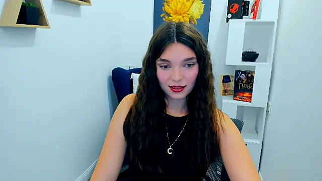 DivineAmour online show from 10-09-25, 11:41