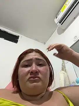 Boy hot- online show from 04-20-26, 11:06