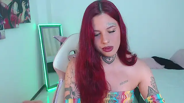 Snapshot of Maddy_Vicius19 chatting on 10-10-25, 02:21 Maddy Vicius19 online show from 10-10-25, 02:21