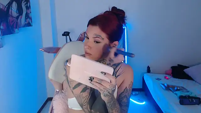 Snapshot of Maddy_Vicius19 chatting on 11-12-25, 09:36 Maddy Vicius19 online show from 11-12-25, 09:36