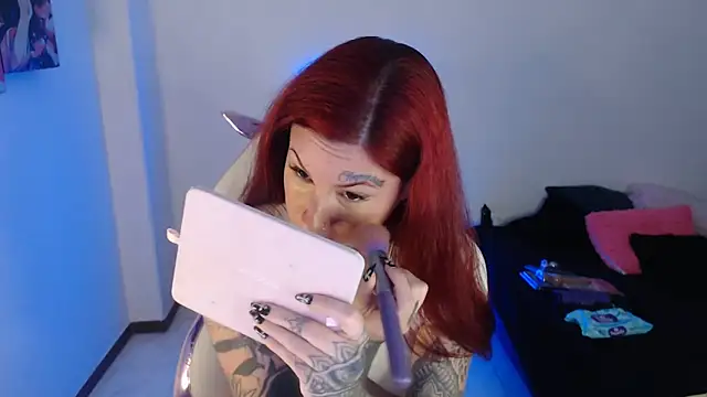 Snapshot of Maddy_Vicius19 chatting on 11-16-25, 09:53 Maddy Vicius19 online show from 11-16-25, 09:53