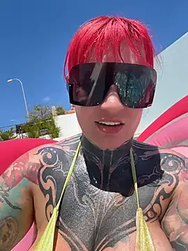 Snapshot of Sabien_DeMonia chatting on 05-30-26, 02:47 Sabien DeMonia online show from 05-30-26, 02:47