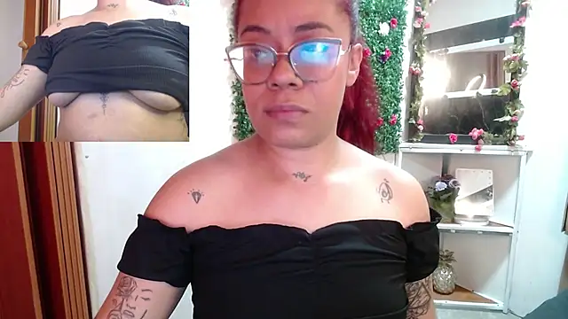 Snapshot of MIA__SPENCER chatting on 09-15-25, 03:12 MIA SPENCER online show from 09-15-25, 03:12