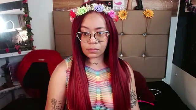 Snapshot of MIA__SPENCER chatting on 01-06-26, 05:38 MIA SPENCER online show from 01-06-26, 05:38