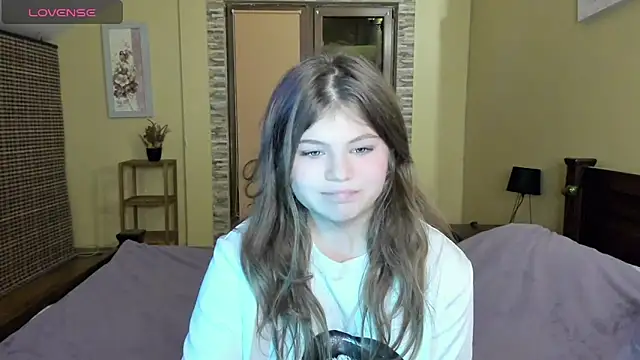 Lilly Jess online show from 10-13-25, 06:19