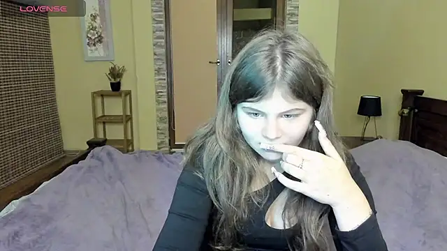 Lilly Jess online show from 10-14-25, 07:14