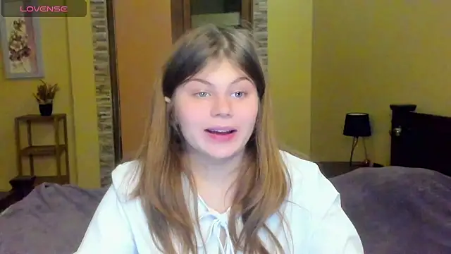 Lilly Jess online show from 10-20-25, 06:41