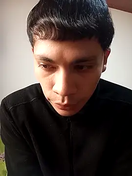 Snapshot of kittymutant99 chatting on 03-21-26, 08:01 kittymutant99 online show from 03-21-26, 08:01