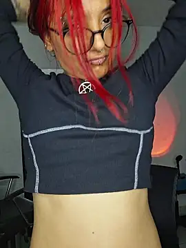 carolinerue online show from 07-15-26, 12:49