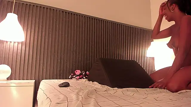 NalahCampbell online show from 11-23-25, 08:25