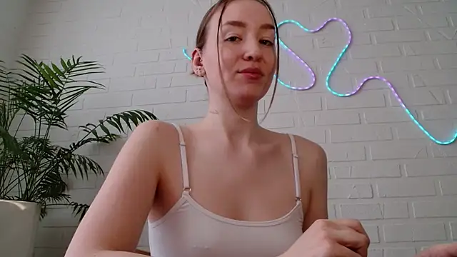 WhitePrincessLuna online show from 02-19-26, 10:00