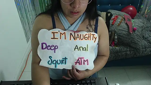 Snapshot of Cristalfire_69 chatting on 09-15-25, 01:22 Cristalfire 69 online show from 09-15-25, 01:22