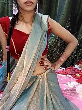 Snapshot of Drive_girl chatting on 11-21-25, 07:23 Drive girl online show from 11-21-25, 07:23