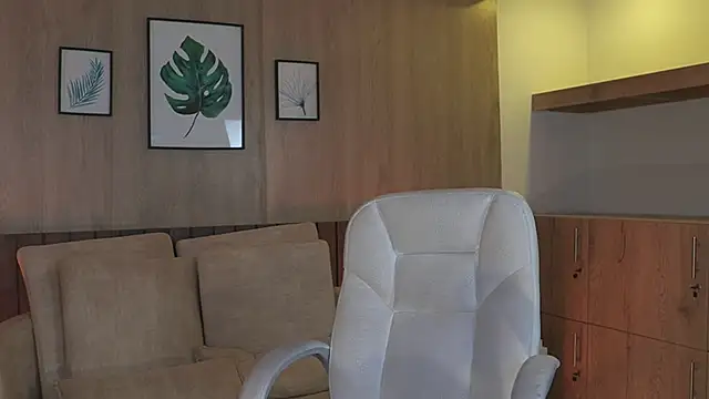 sarabelmont online show from 10-09-25, 12:14