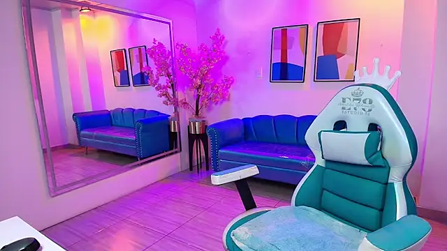 Snapshot of Black_roseee chatting on 10-11-25, 03:39 Black roseee online show from 10-11-25, 03:39