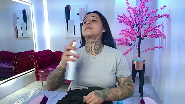 Snapshot of Black_roseee chatting on 11-05-25, 03:50 Black roseee online show from 11-05-25, 03:50