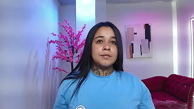 Snapshot of Black_roseee chatting on 11-19-25, 03:17 Black roseee online show from 11-19-25, 03:17