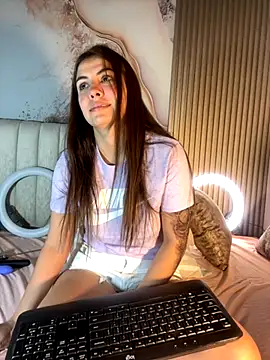 Dakota Evanns online show from 10-05-25, 04:49