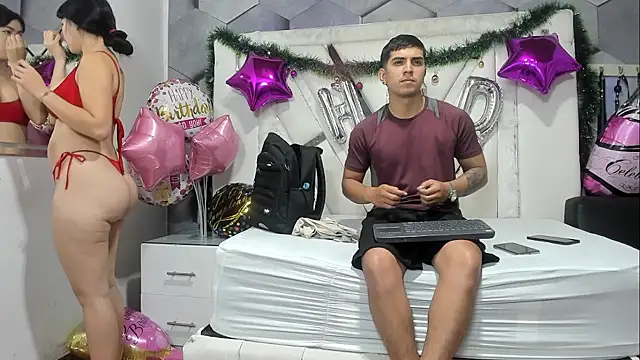 Sarahwalkerr online show from 12-05-25, 08:27