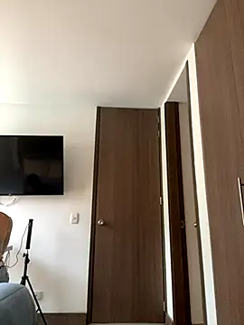 gaby wild fire online show from 10-01-25, 03:18