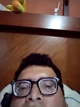 Santiagoqro85 online show from 10-23-25, 01:32