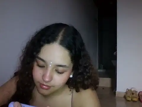 Isis Bladee online show from 11-04-25, 10:31