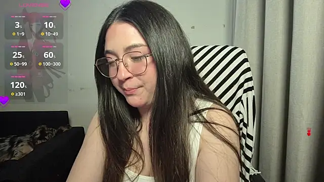 valentinauwu online show from 11-28-25, 02:47