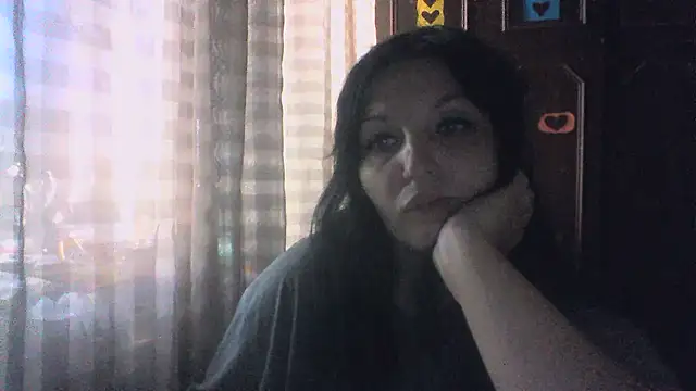 Snapshot of Breezy_88 chatting on 09-24-25, 06:39 Breezy 88 online show from 09-24-25, 06:39