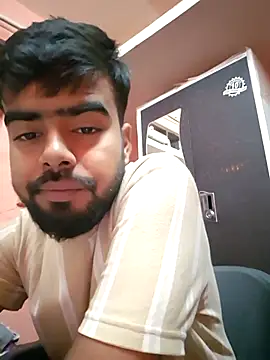 Snapshot of soniriyaa010101 chatting on 11-28-25, 08:17 soniriyaa010101 online show from 11-28-25, 08:17