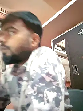 Snapshot of soniriyaa010101 chatting on 11-29-25, 08:50 soniriyaa010101 online show from 11-29-25, 08:50