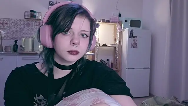 Alice Zev online show from 03-26-26, 01:01