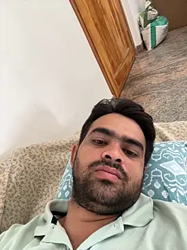 Snapshot of sunnu_97_ chatting on 05-31-26, 02:31 sunnu 97 online show from 05-31-26, 02:31