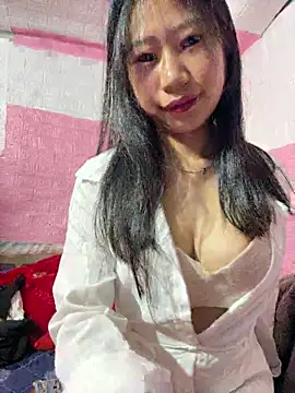 Snapshot of Mollie_jane chatting on 12-19-25, 04:30 Mollie jane online show from 12-19-25, 04:30