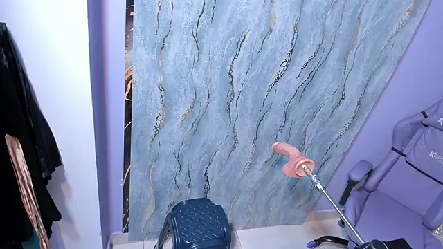 mia cataleiya online show from 10-19-25, 11:11