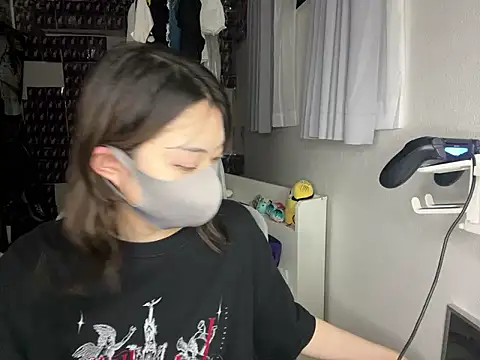 Snapshot of naginagisan chatting on 07-04-26, 12:11 naginagisan online show from 07-04-26, 12:11