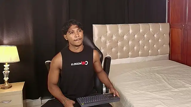 Snapshot of cassian_gold chatting on 02-22-26, 02:02 cassian gold online show from 02-22-26, 02:02