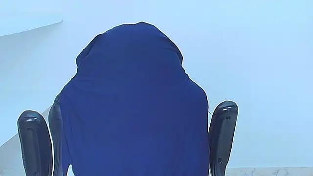 Snapshot of cassian_gold chatting on 07-01-26, 02:18 cassian gold online show from 07-01-26, 02:18