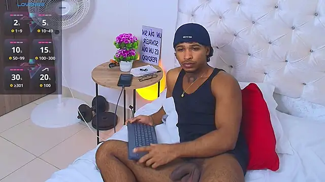 Snapshot of cassian_gold chatting on 07-14-26, 02:38 cassian gold online show from 07-14-26, 02:38