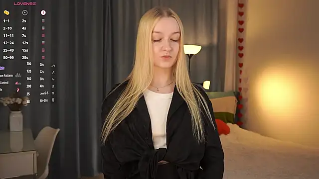 KrishnaSimmons online show from 10-03-25, 07:33