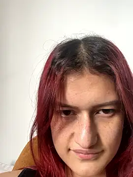 Snapshot of Caroline_daring chatting on 03-11-26, 06:58 Caroline daring online show from 03-11-26, 06:58