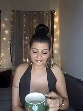 Pillango1212 online show from 01-31-26, 07:11